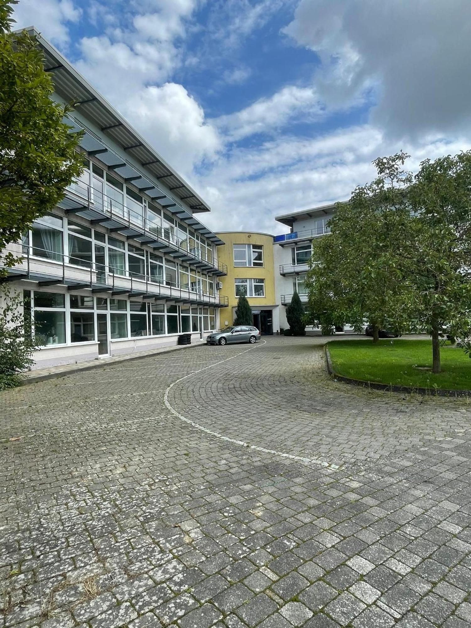 Eventhaus Aparthotel Panzweiler Buitenkant foto