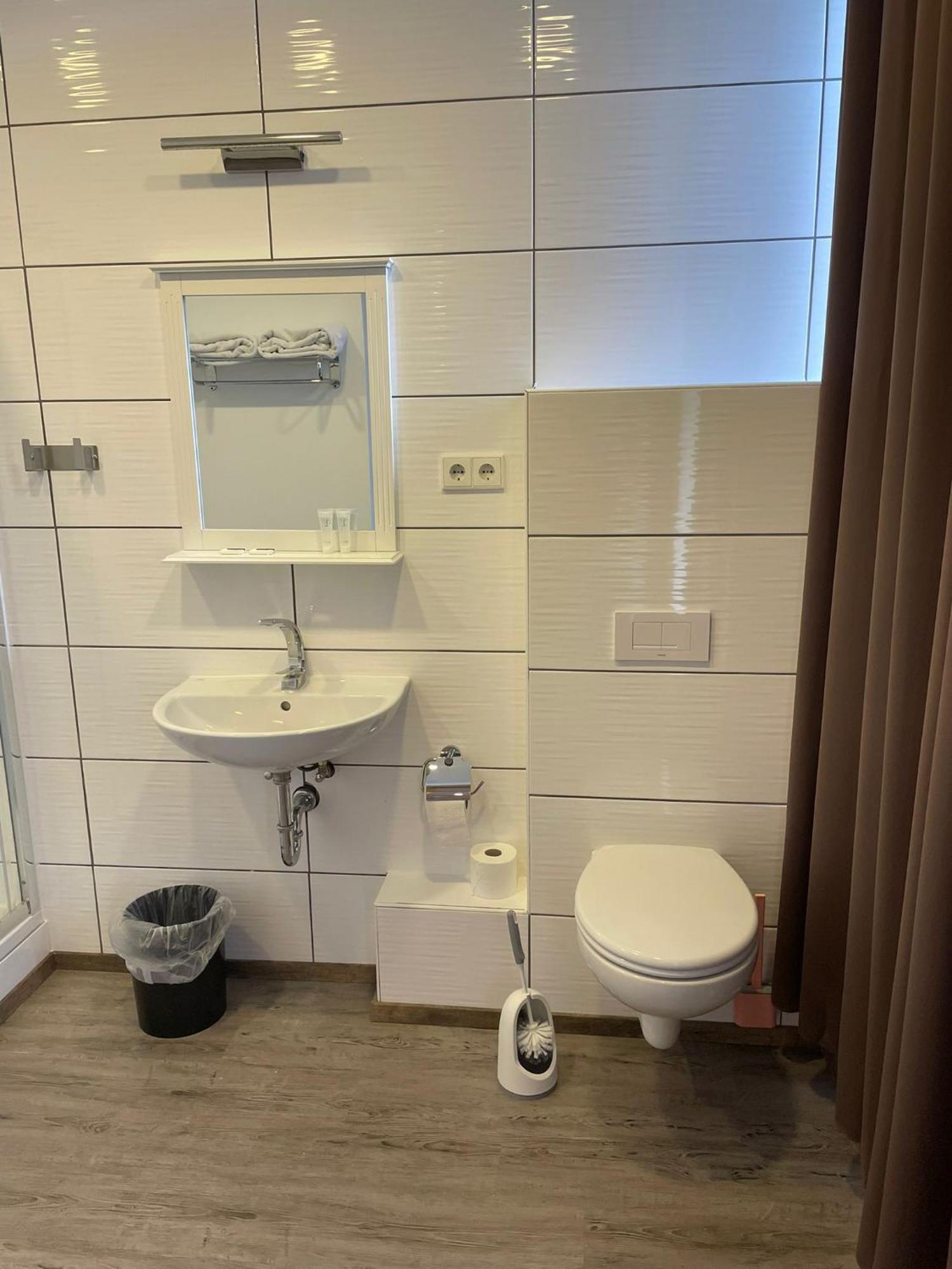 Eventhaus Aparthotel Panzweiler Buitenkant foto