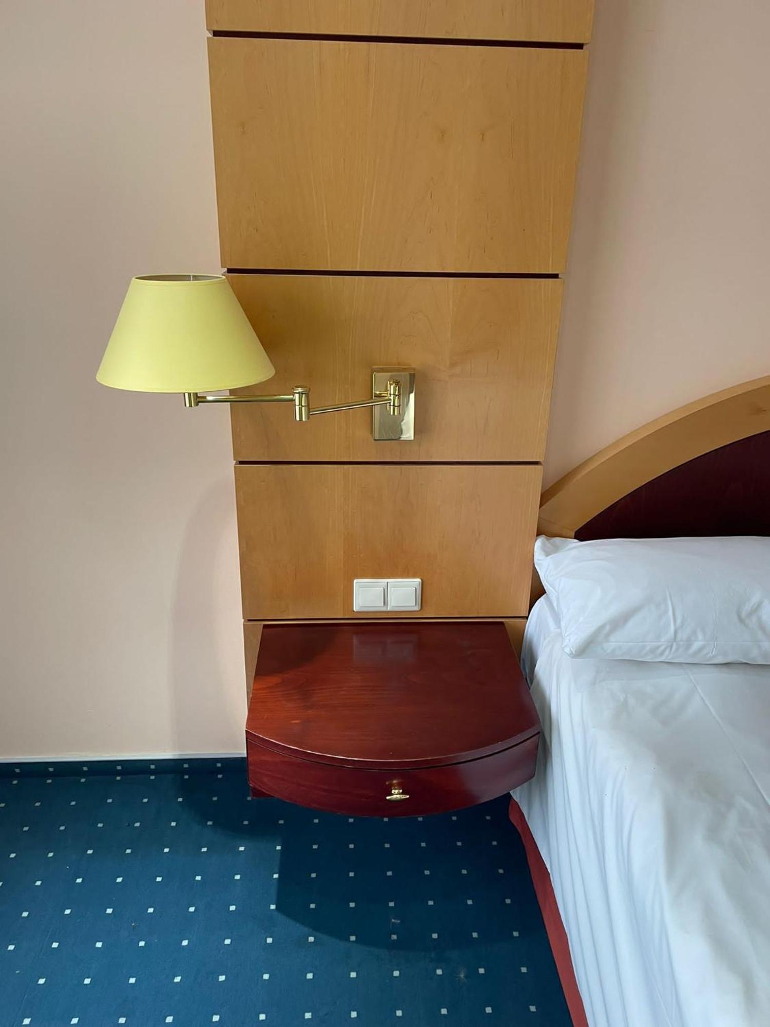 Eventhaus Aparthotel Panzweiler Buitenkant foto