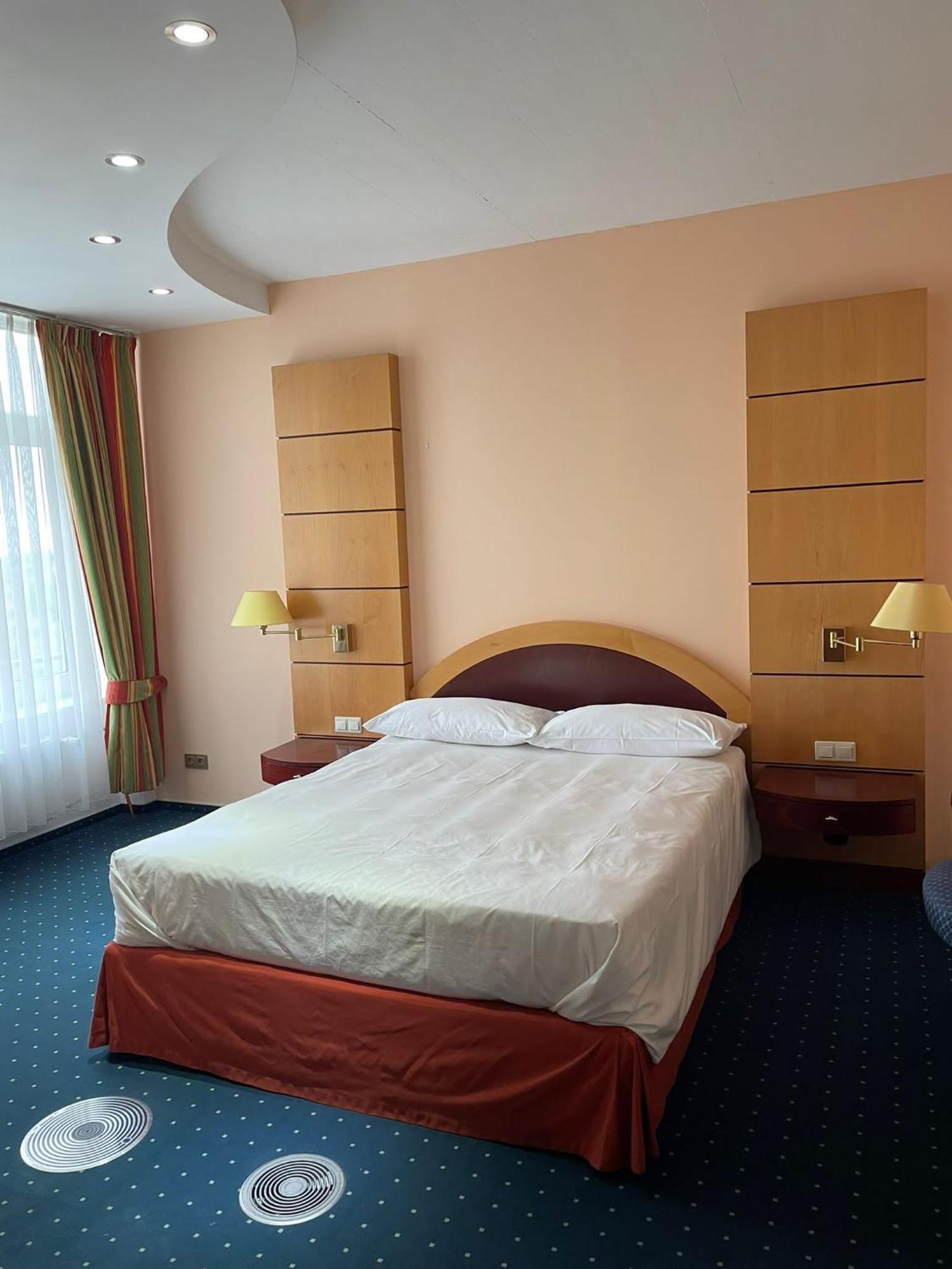 Eventhaus Aparthotel Panzweiler Buitenkant foto