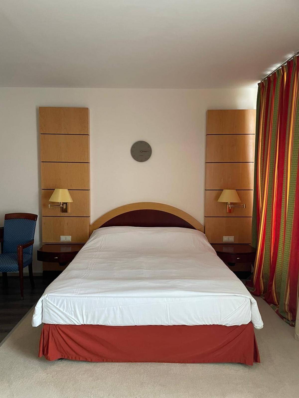 Eventhaus Aparthotel Panzweiler Buitenkant foto